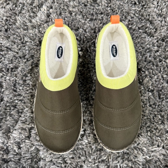 Dr. Scholl's Shoes Women's Cozy Vibes Slipper in Green, Size 7 - Picture 2 of 6